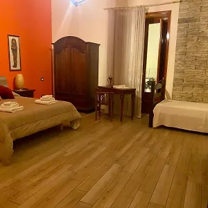 Isolabella Couette-café